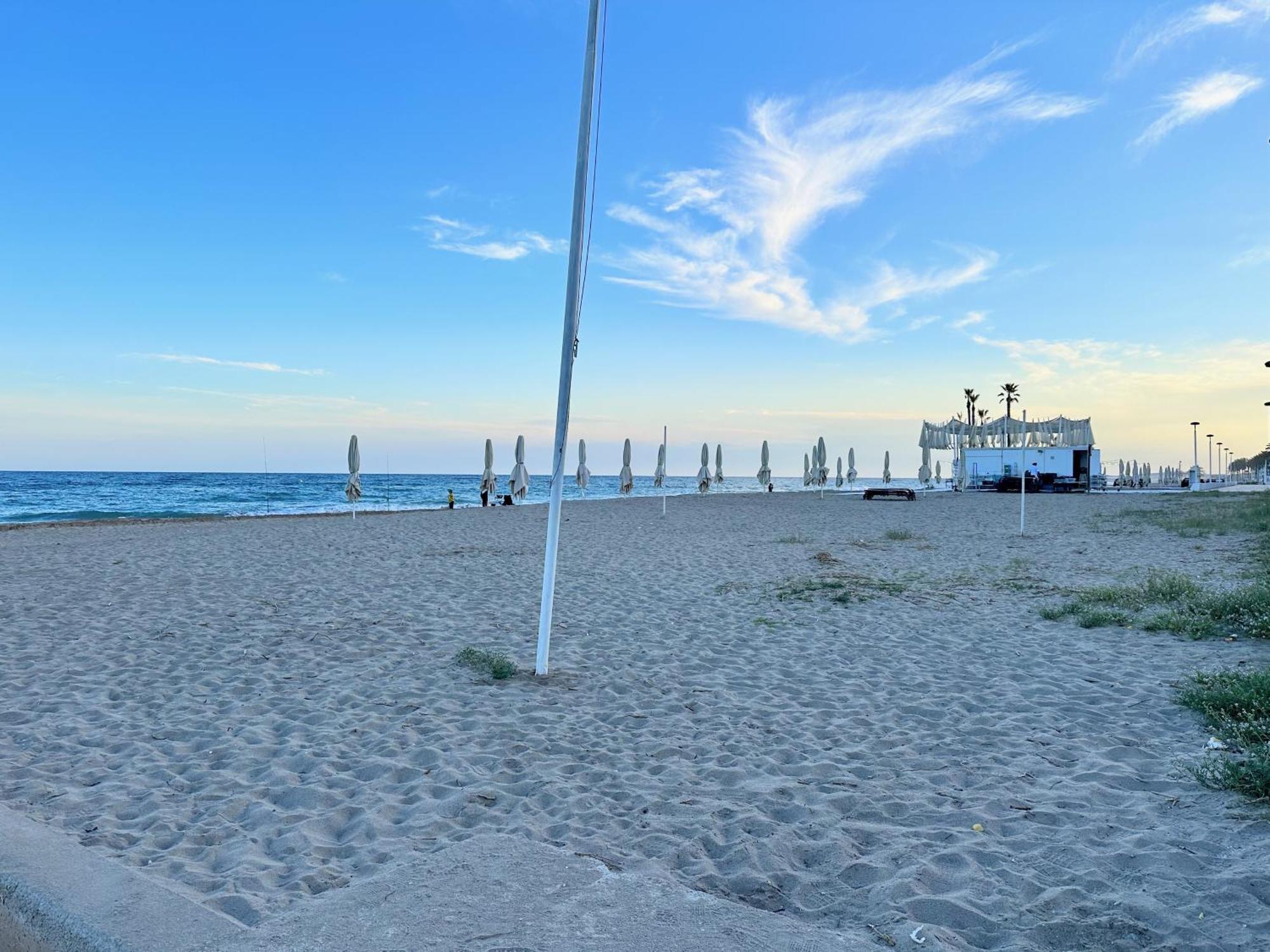 Sea Views Sanatori Beach, Barcelona กาลาเฟลล์ ภายนอก รูปภาพ